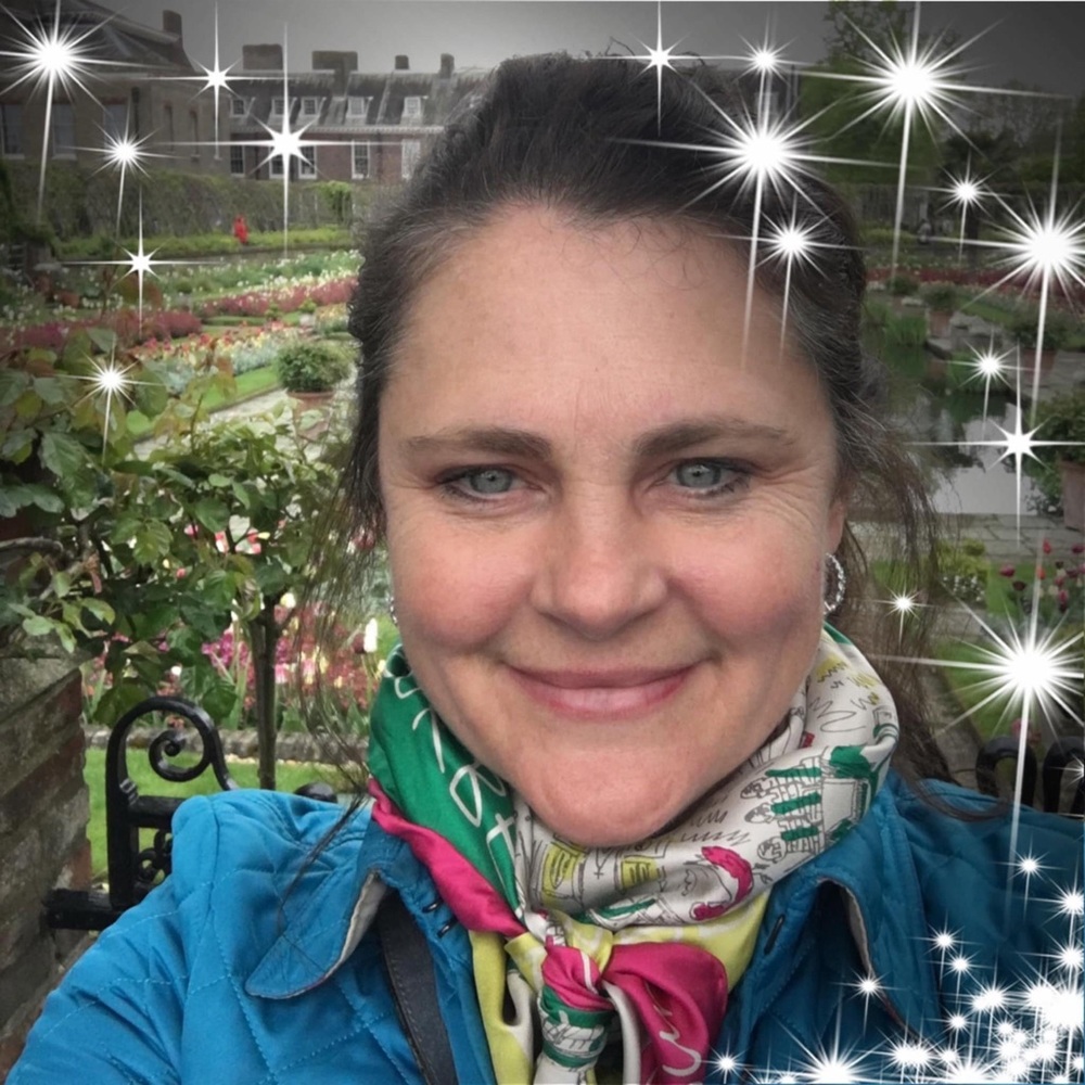 Meet your Posher, Jennifer